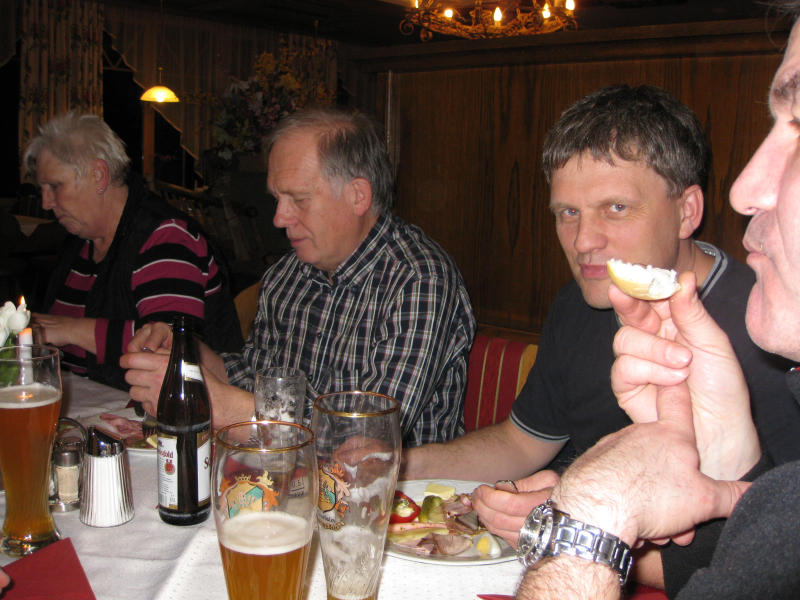 Beschreibung: E:\Computer + Technik\Homepage\Upload\data\SF2011\tn_2011-02-11 22-23-00 RW.jpg